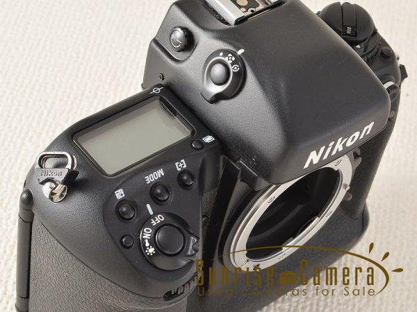 Nikon F5 軍艦部