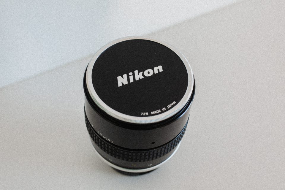 Nikon(ニコン) Ai Nikkor 135mm F2