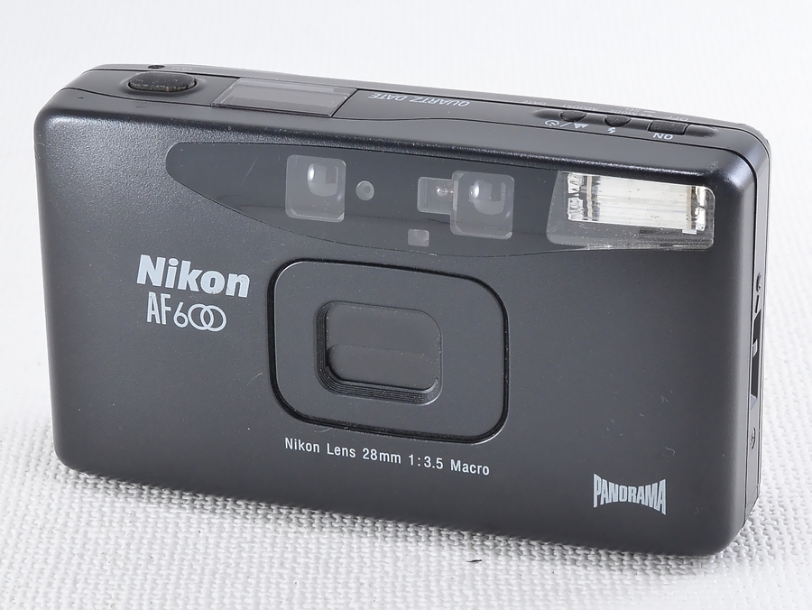 Nikon AF600