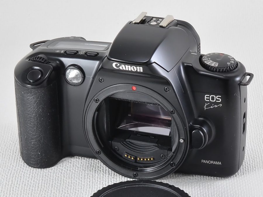 初代 Canon EOS Kiss